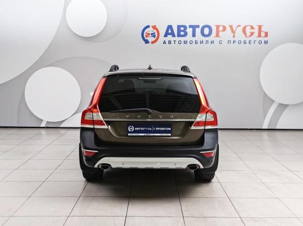 Volvo XC70 II Рестайлинг с пробегом 2015 года, цена 1 748 000 рублей, 297920 км, универсал, Автокод Объявления