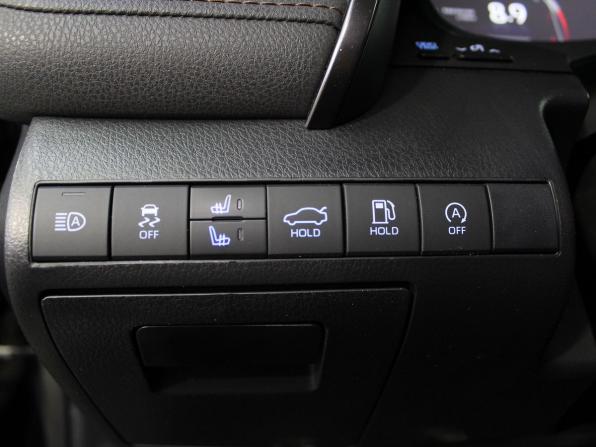 Toyota Camry VIII (XV70) Рестайлинг с пробегом 2022 года, цена 3 645 000 рублей, 77000 км, седан, Автокод Объявления