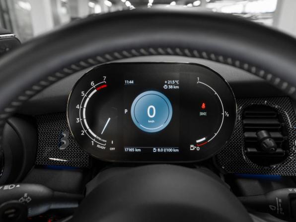 Mini Hatch III (F55/F56) Рестайлинг 2 с пробегом 2022 года, цена 3 860 000 рублей, 17160 км, хэтчбек, Автокод Объявления