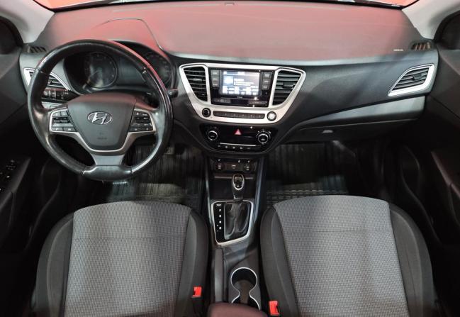Hyundai Solaris II с пробегом 2019 года, цена 1 399 000 рублей, 121036 км, седан, Автокод Объявления