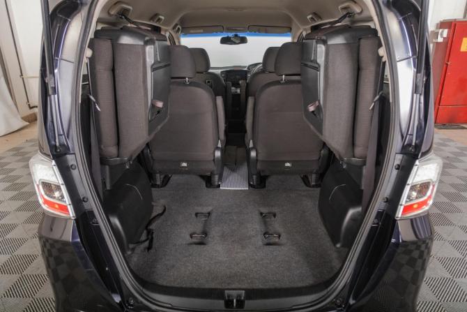 Honda Freed I Рестайлинг с пробегом 2012 года, цена 1 099 000 рублей, 157000 км, компактвэн, Автокод Объявления