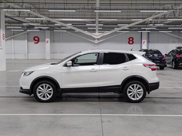Nissan Qashqai II с пробегом 2016 года, цена 1 609 000 рублей, 131001 км, внедорожник, Автокод Объявления