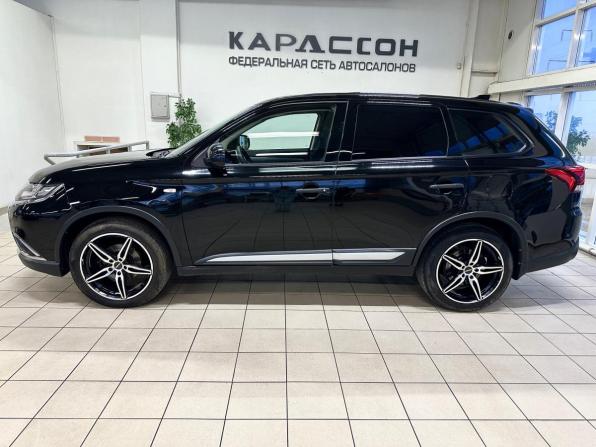 Mitsubishi Outlander III Рестайлинг 2 с пробегом 2017 года, цена 1 767 000 рублей, 149000 км, внедорожник, Автокод Объявления