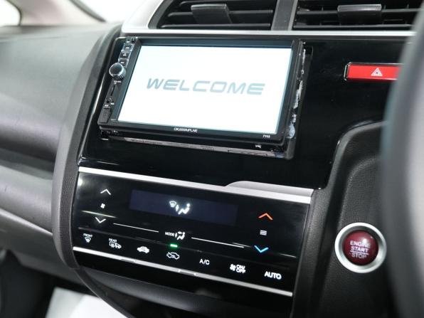 Honda Fit III с пробегом 2015 года, цена 910 000 рублей, 120286 км, хэтчбек, Автокод Объявления