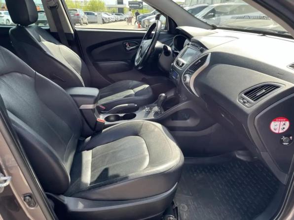 Hyundai ix35 I с пробегом 2011 года, цена 900 000 рублей, 262505 км, внедорожник, Автокод Объявления