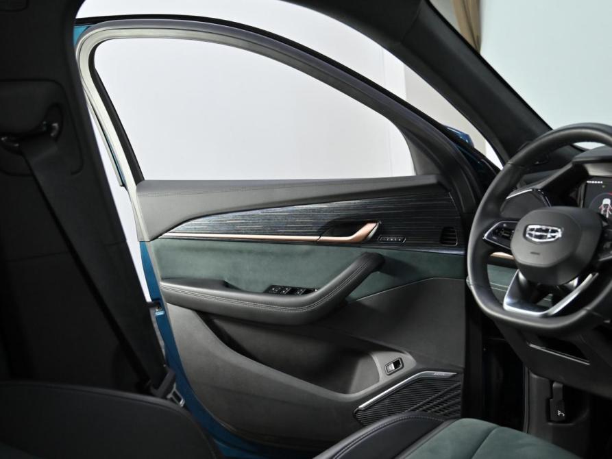 Geely Monjaro I Москва  - изображение 15