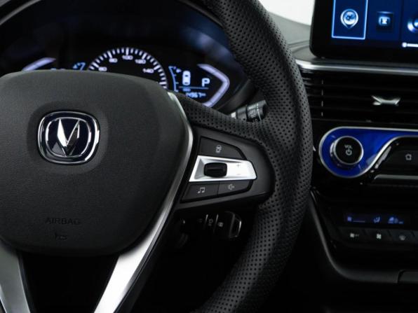 Changan Alsvin с пробегом 2023 года, цена 1 100 046 рублей, 14967 км, седан, Автокод Объявления