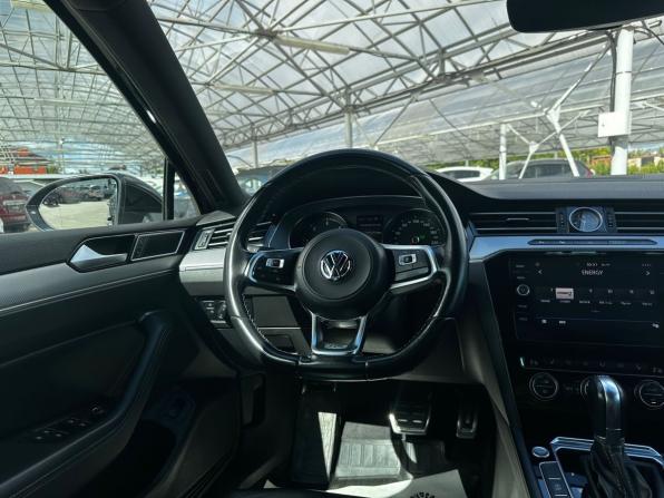 Volkswagen Passat B8 с пробегом 2018 года, цена 1 904 000 рублей, 144088 км, универсал, Автокод Объявления