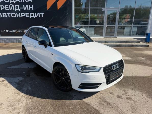 Audi A3 III (8V) с пробегом 2015 года, цена 1 289 900 рублей, 129968 км, хэтчбек, Автокод Объявления