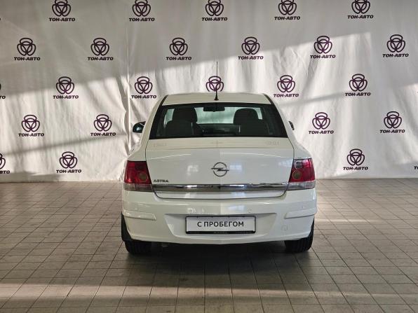 Opel Astra H Рестайлинг с пробегом 2013 года, цена 633 000 рублей, 127891 км, седан, Автокод Объявления