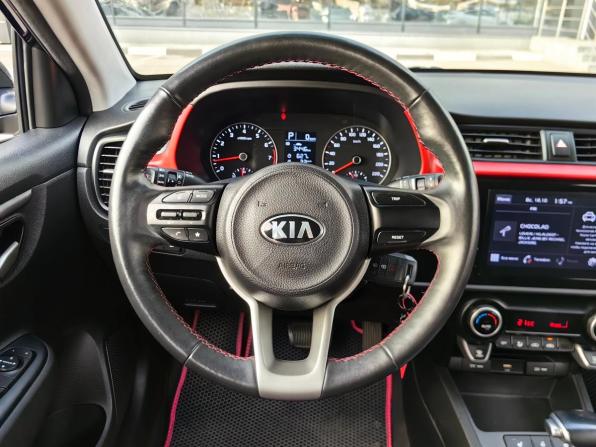 Kia Rio IV Рестайлинг с пробегом 2021 года, цена 1 465 000 рублей, 151313 км, хэтчбек, Автокод Объявления