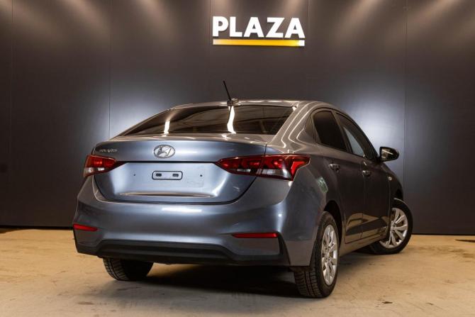 Hyundai Solaris II с пробегом 2017 года, цена 999 000 рублей, 238831 км, седан, Автокод Объявления