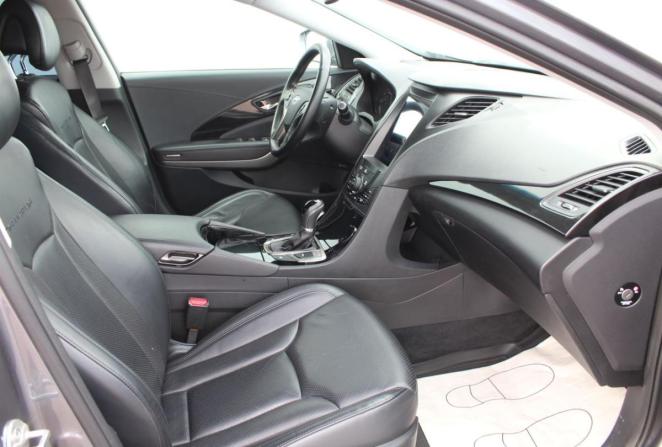 Hyundai Grandeur V с пробегом 2012 года, цена 1 400 000 рублей, 179843 км, седан, Автокод Объявления