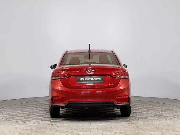 Hyundai Solaris II с пробегом 2019 года, цена 1 499 000 рублей, 70000 км, седан, Автокод Объявления