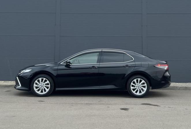 Toyota Camry VIII (XV70) Рестайлинг с пробегом 2023 года, цена 3 302 000 рублей, 66825 км, седан, Автокод Объявления