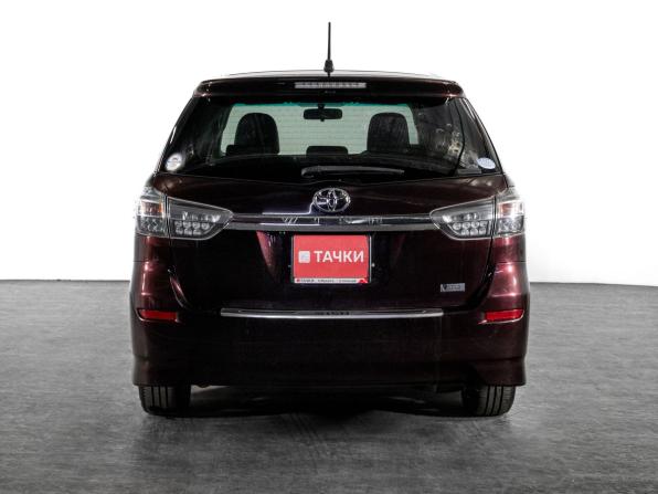 Toyota Wish II Рестайлинг с пробегом 2013 года, цена 1 395 000 рублей, 132300 км, минивэн, Автокод Объявления
