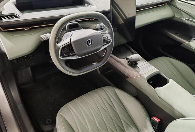 Changan Lamore с пробегом 2023 года, цена 2 000 000 рублей, 54245 км, седан, Автокод Объявления