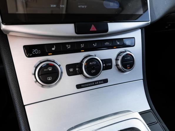 Volkswagen Passat CC I Рестайлинг с пробегом 2013 года, цена 1 272 000 рублей, 268891 км, седан, Автокод Объявления
