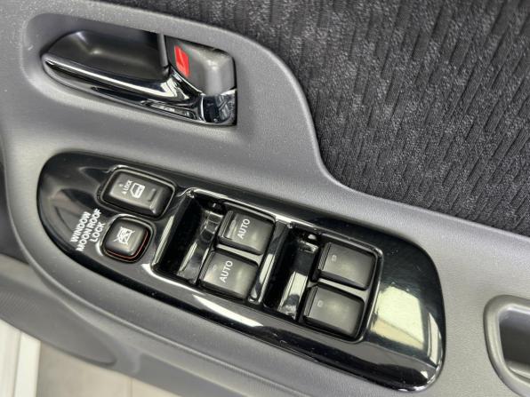 Toyota Sienta I Рестайлинг 2 с пробегом 2013 года, цена 995 000 рублей, 103427 км, минивэн, Автокод Объявления