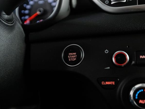 Kia Sportage IV Рестайлинг с пробегом 2019 года, цена 2 150 000 рублей, 98185 км, внедорожник, Автокод Объявления