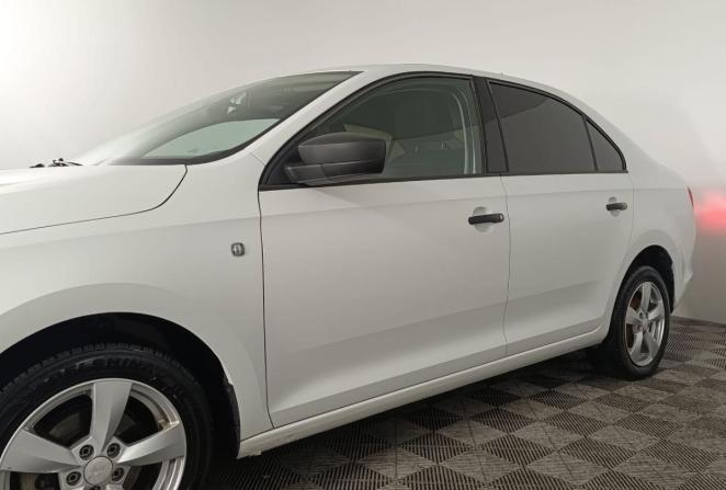 Skoda Rapid I с пробегом 2016 года, цена 720 000 рублей, 267714 км, лифтбек, Автокод Объявления