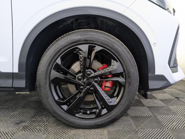 Geely Coolray I Рестайлинг с пробегом 2023 года, цена 2 099 000 рублей, 49909 км, внедорожник, Автокод Объявления