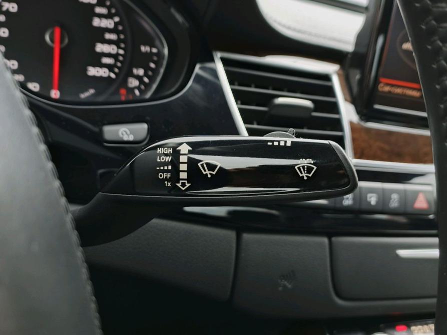 Audi A8 III (D4) Рестайлинг Санкт-Петербург  - изображение 24
