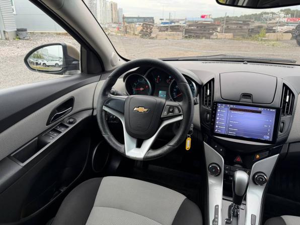 Chevrolet Cruze I Рестайлинг с пробегом 2013 года, цена 635 000 рублей, 212000 км, хэтчбек, Автокод Объявления