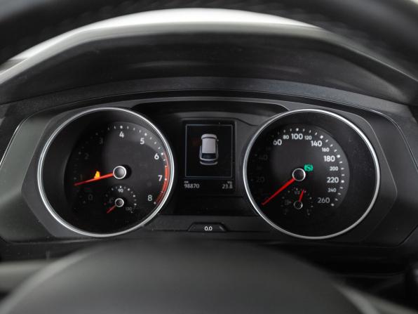 Volkswagen Tiguan II с пробегом 2018 года, цена 2 800 000 рублей, 98869 км, внедорожник, Автокод Объявления