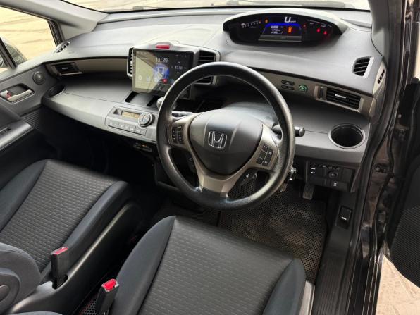 Honda Freed I Рестайлинг с пробегом 2012 года, цена 1 019 000 рублей, 186000 км, компактвэн, Автокод Объявления
