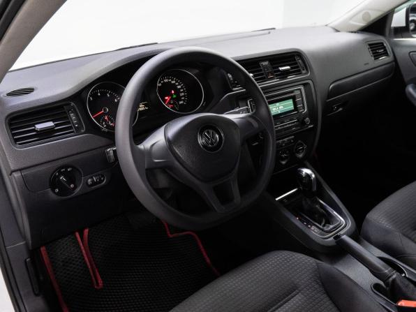 Volkswagen Jetta VI Рестайлинг с пробегом 2015 года, цена 1 025 000 рублей, 230050 км, седан, Автокод Объявления