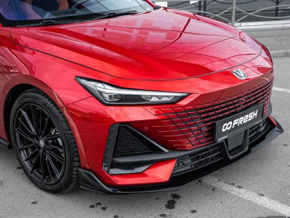 Changan UNI-V I с пробегом 2023 года, цена 2 355 000 рублей, 35531 км, лифтбек, Автокод Объявления