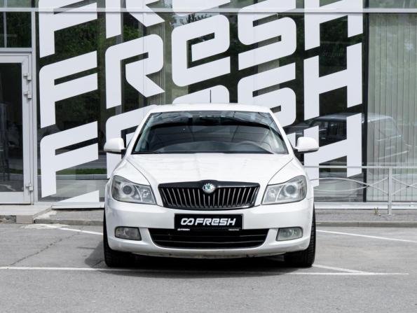 Skoda Octavia II (A5) Рестайлинг с пробегом 2012 года, цена 830 000 рублей, 291379 км, лифтбек, Автокод Объявления