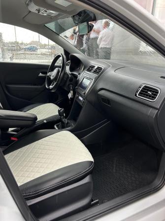 Volkswagen Polo V Рестайлинг с пробегом 2018 года, цена 1 410 000 рублей, 85900 км, седан, Автокод Объявления