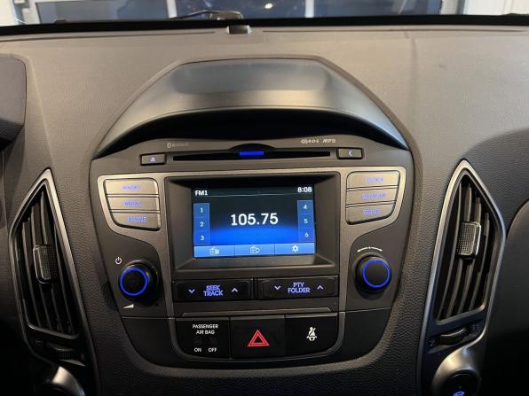 Hyundai ix35 I Рестайлинг с пробегом 2014 года, цена 1 200 000 рублей, 261826 км, внедорожник, Автокод Объявления