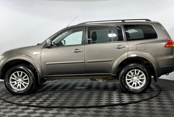Mitsubishi Pajero Sport II с пробегом 2013 года, цена 1 700 000 рублей, 118511 км, внедорожник, Автокод Объявления