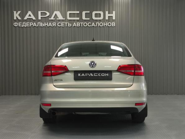 Volkswagen Jetta VI Рестайлинг с пробегом 2015 года, цена 1 050 000 рублей, 211076 км, седан, Автокод Объявления