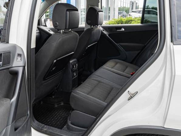 Volkswagen Tiguan I Рестайлинг с пробегом 2013 года, цена 1 020 000 рублей, 176137 км, внедорожник, Автокод Объявления