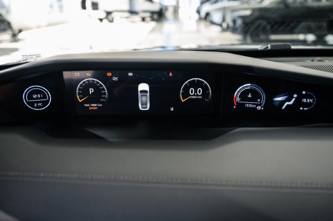 Changan UNI-V I с пробегом 2024 года, цена 2 319 000 рублей, 14000 км, лифтбек, Автокод Объявления