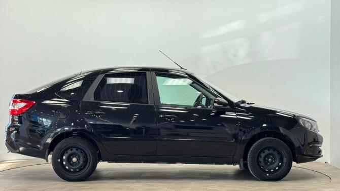 Lada (ВАЗ) Granta I Рестайлинг с пробегом 2023 года, цена 840 000 рублей, 31000 км, лифтбек, Автокод Объявления