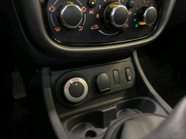 Renault Duster I с пробегом 2014 года, цена 789 000 рублей, 178780 км, внедорожник, Автокод Объявления