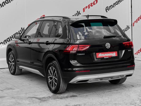 Volkswagen Tiguan II с пробегом 2019 года, цена 3 175 000 рублей, 75735 км, внедорожник, Автокод Объявления