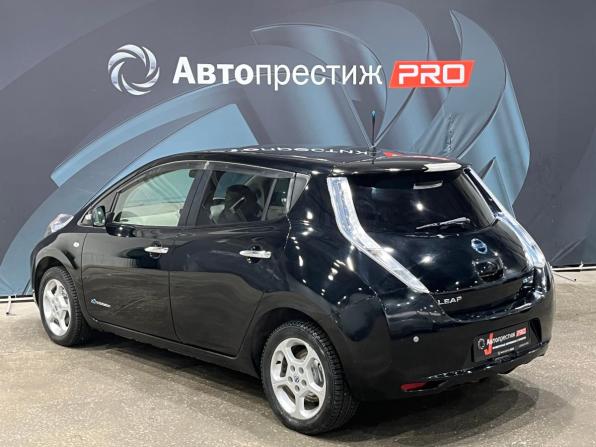 Nissan Leaf I (ZE0/AZE0) с пробегом 2012 года, цена 450 000 рублей, 121564 км, хэтчбек, Автокод Объявления