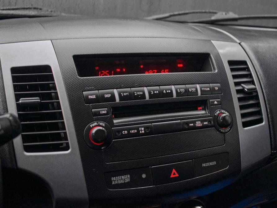 Mitsubishi Outlander II Рестайлинг Екатеринбург  - изображение 17