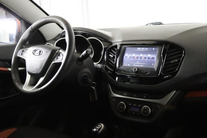 Lada (ВАЗ) Vesta I с пробегом 2018 года, цена 949 990 рублей, 162474 км, универсал, Автокод Объявления