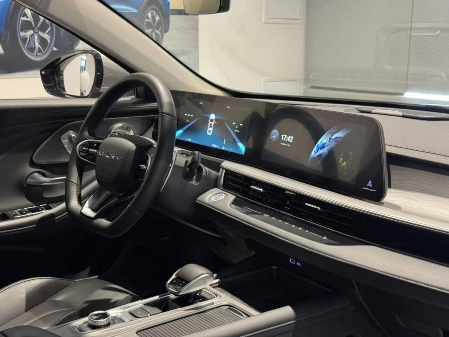 Chery Arrizo 8 Новосибирск  - изображение 14