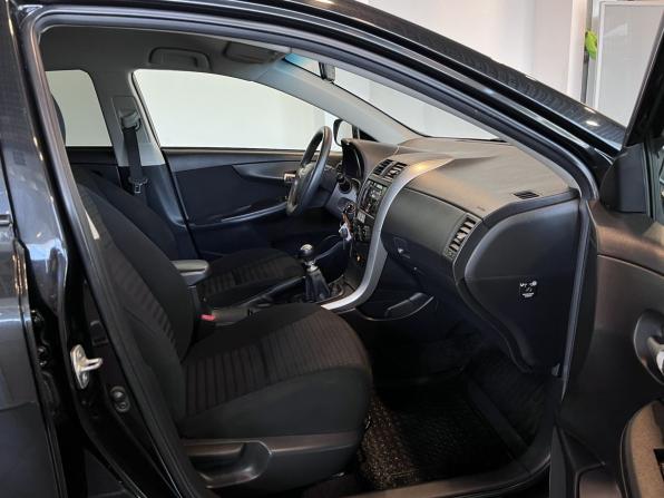 Toyota Corolla X (E140 E150) Рестайлинг с пробегом 2012 года, цена 1 050 000 рублей, 173854 км, седан, Автокод Объявления