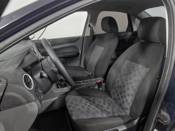 Ford Focus II с пробегом 2005 года, цена 339 000 рублей, 185703 км, седан, Автокод Объявления