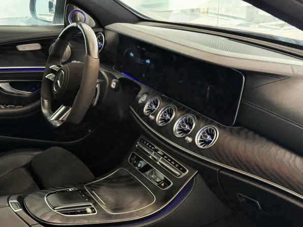 Mercedes-Benz E-Класс V (W213 S213 C238) Рестайлинг с пробегом 2020 года, цена 3 567 000 рублей, 165845 км, седан, Автокод Объявления