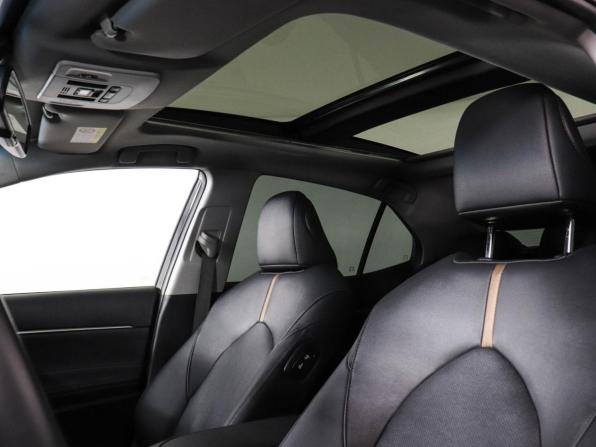 Toyota Camry VIII (XV70) Рестайлинг с пробегом 2023 года, цена 3 800 000 рублей, 58161 км, седан, Автокод Объявления
